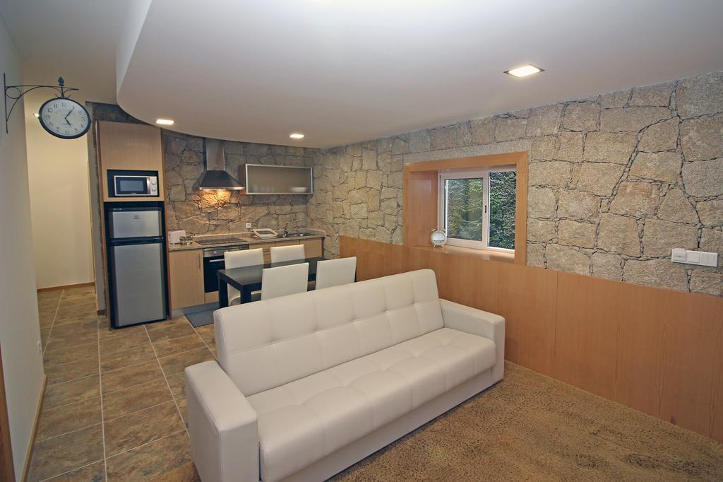 Geresiana Apartamentos Экстерьер фото